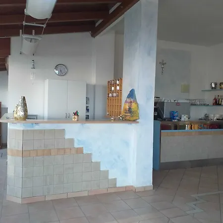 Spacious Double By The Sea Bed & Breakfast 3*