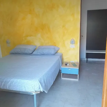 Spacious Double By The Sea Bed & Breakfast Pineto