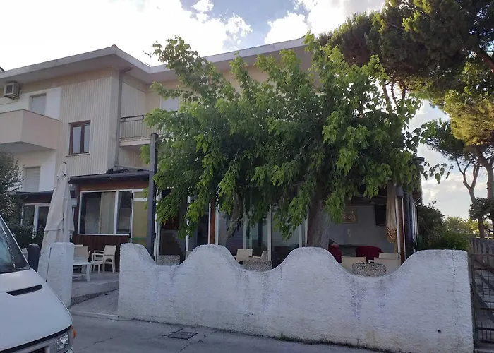 Couette-café Spacious Double By The Sea Pineto